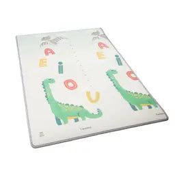Alfombra antigolpes reversible con dinosaurios y letras coloridas sobre fondo claro